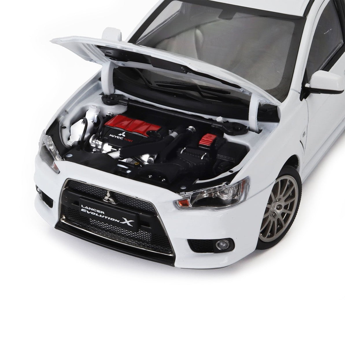 Sun-Star 2007 Mitsubishi Lancer Evolution X FQ400 White Metallic 1:18