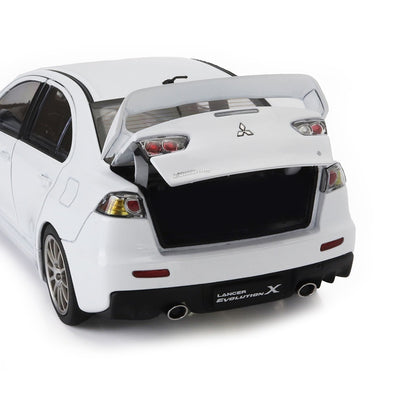 Sun-Star 2007 Mitsubishi Lancer Evolution X FQ400 White Metallic 1:18