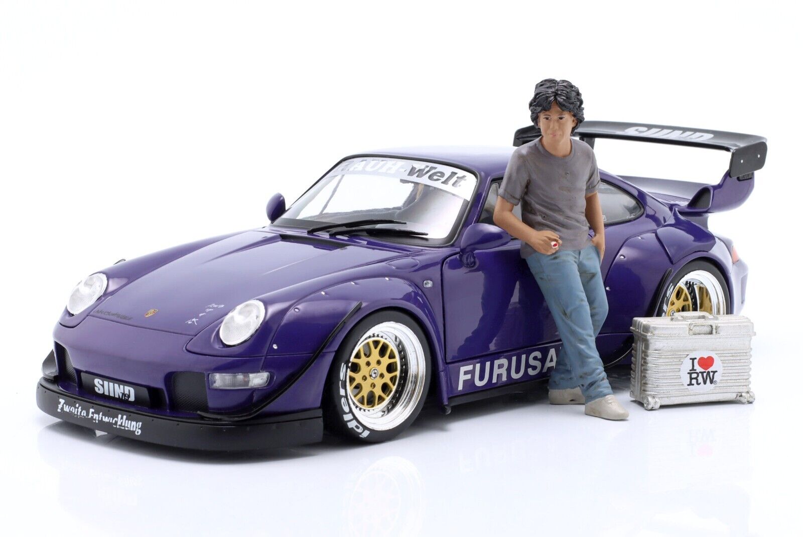 American Diorama - Figures - RWB Legend Akira Nakai-San Figure