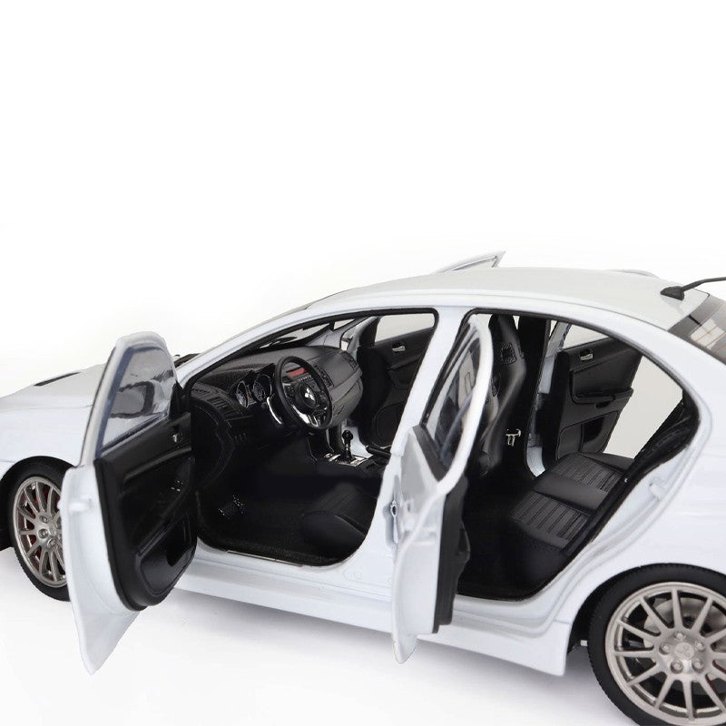 Sun-Star 2007 Mitsubishi Lancer Evolution X FQ400 White Metallic 1:18
