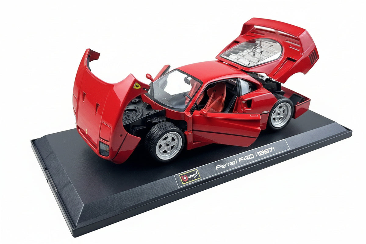 Bburago 1987 Ferrari F40 Red (Rossa Corsa) w/ Silver Wheels 1:18