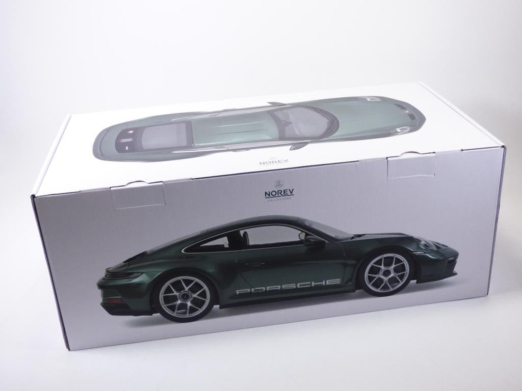 Norev 2023 Porsche 911 992 S/T Malachite Green Metallic 1:12