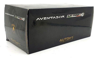 AUTOart Signature Lamborghini Aventador LP700-4 Nero Nemesis (Matte Black)  1:18