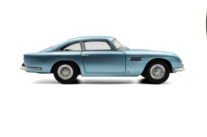 Solido 1964 Aston Martin DB5 Caribbean Blue Metallic 1:18