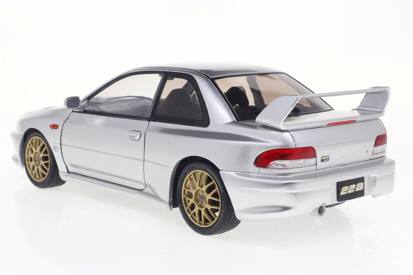 Solido 1998 Subaru Impreza 22B Silver 1:18