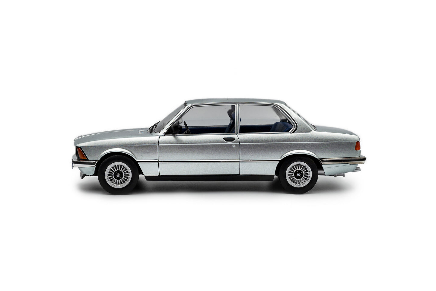Solido 1980 BMW 323i (E21) Silver Blue Metallic 1:18