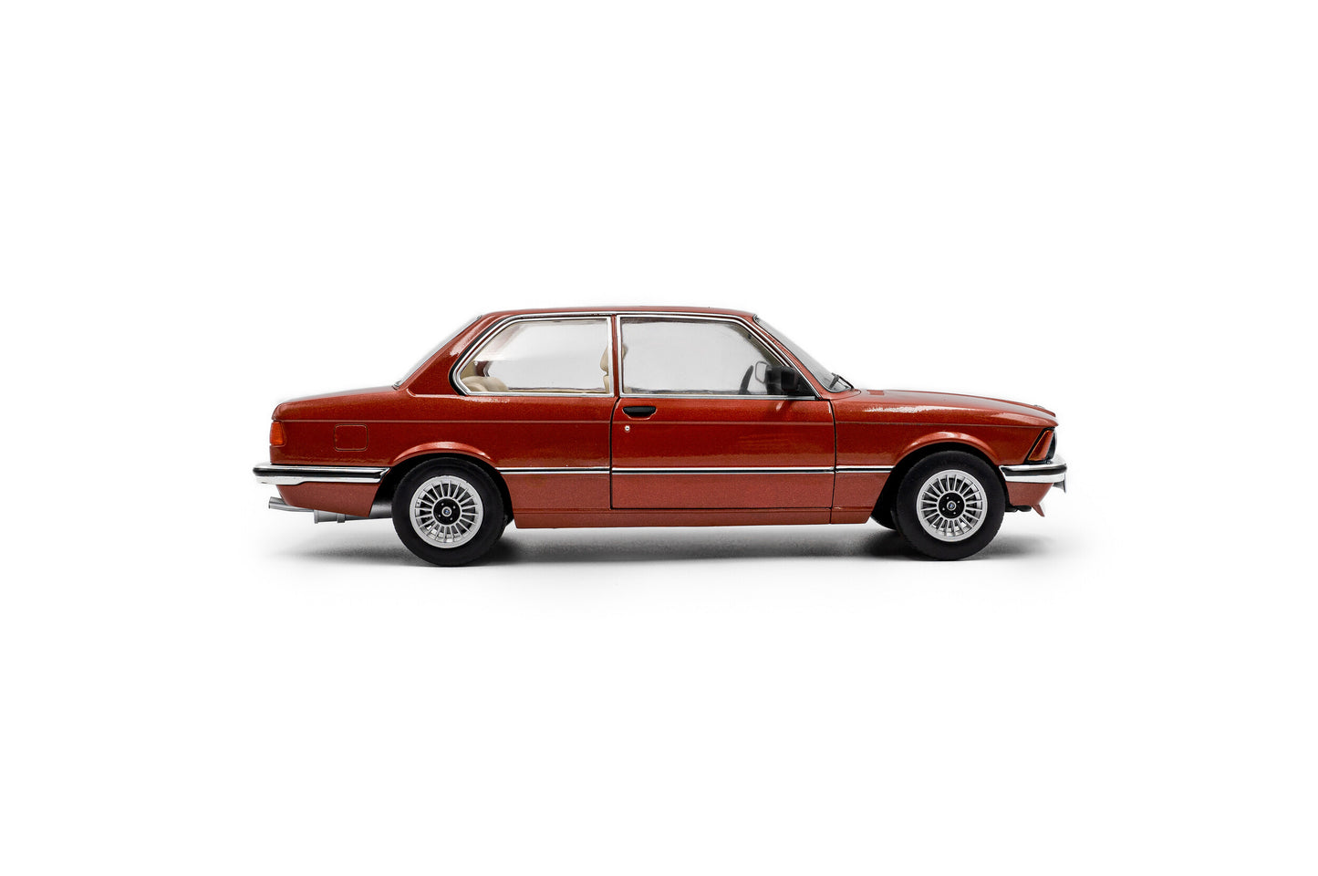 Solido 1980 BMW 323i (E21) Chestnut Red 1:18