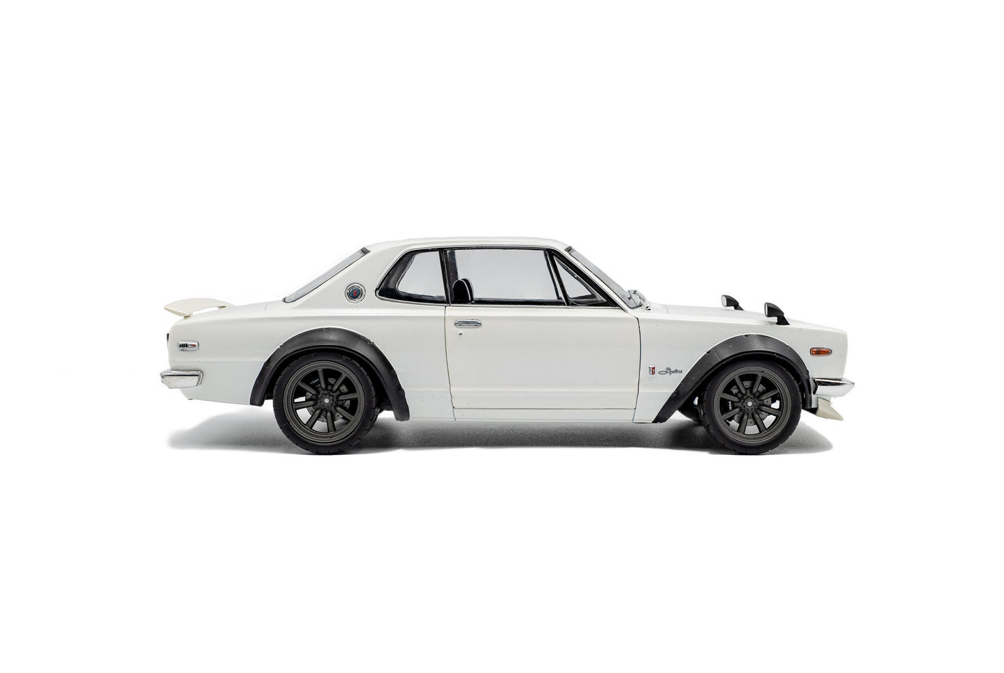 Solido 1970 Nissan Skyline (C10) Hakosuka White 1:18