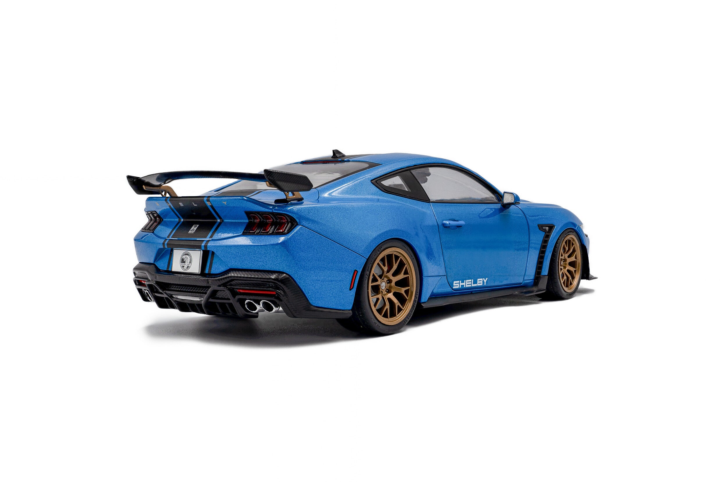 s1813802-shelby-mustang-super-