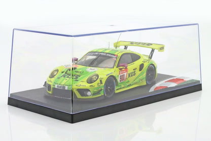 Triple 9 - Accessories - Collector's Showcase Display w/ Racetrack and Curb 1:18