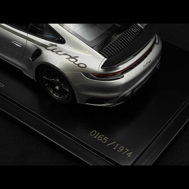 Spark-Model 2024 Porsche 911 Turbo (992) 50th Anniversary WITH DISPLAY GT Silver Metallic 1:18