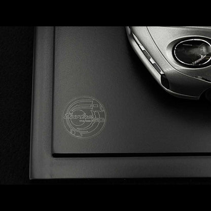 Spark-Model 2024 Porsche 911 Turbo (992) 50th Anniversary WITH DISPLAY GT Silver Metallic 1:18